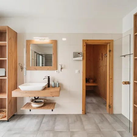 Bergherzerl Im Chiemgau Mit Sommerpool, Whirlpool, Sauna Und Eingezäuntem Garten *